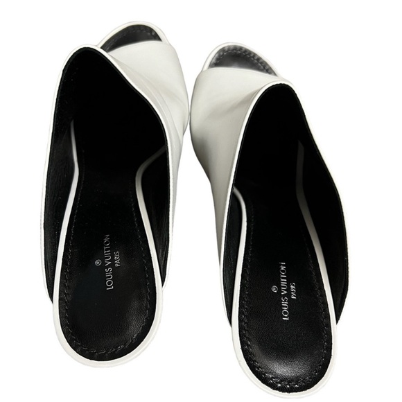 Louis Vuitton New White and Black Sandal Heels size 41 - Picture 2 of 7